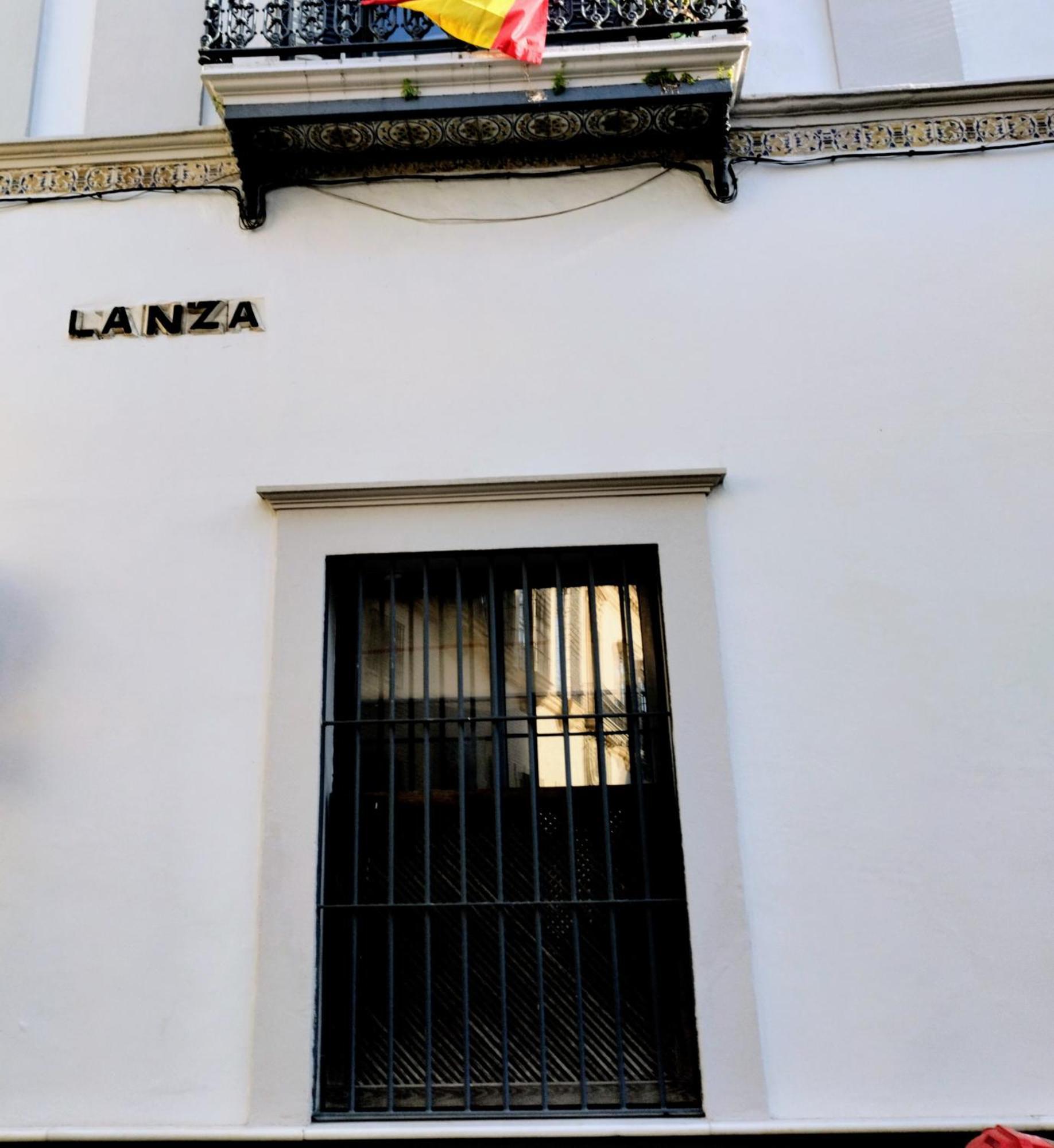 Alojamiento Lanza En El Corazon De Sevilla Exteriér fotografie
